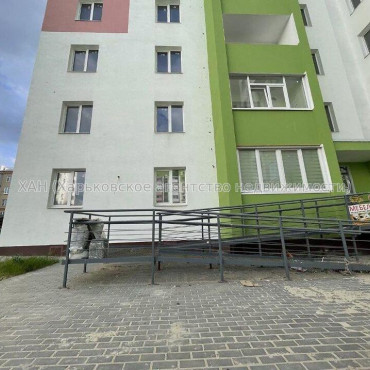 Продам квартиру, Мира ул. , 3 кім., 74 м², частичный ремонт 