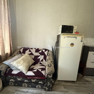 Продам квартиру, Мира ул. , 1  ком., 14.10 м², евроремонт 