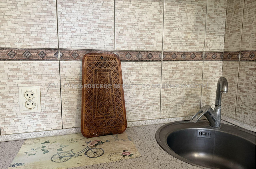 Продам квартиру, Мира ул. , 1 кім., 14.10 м², евроремонт 
