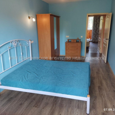 Продам квартиру, Академика Павлова ул. , 3 кім., 65 м², евроремонт 