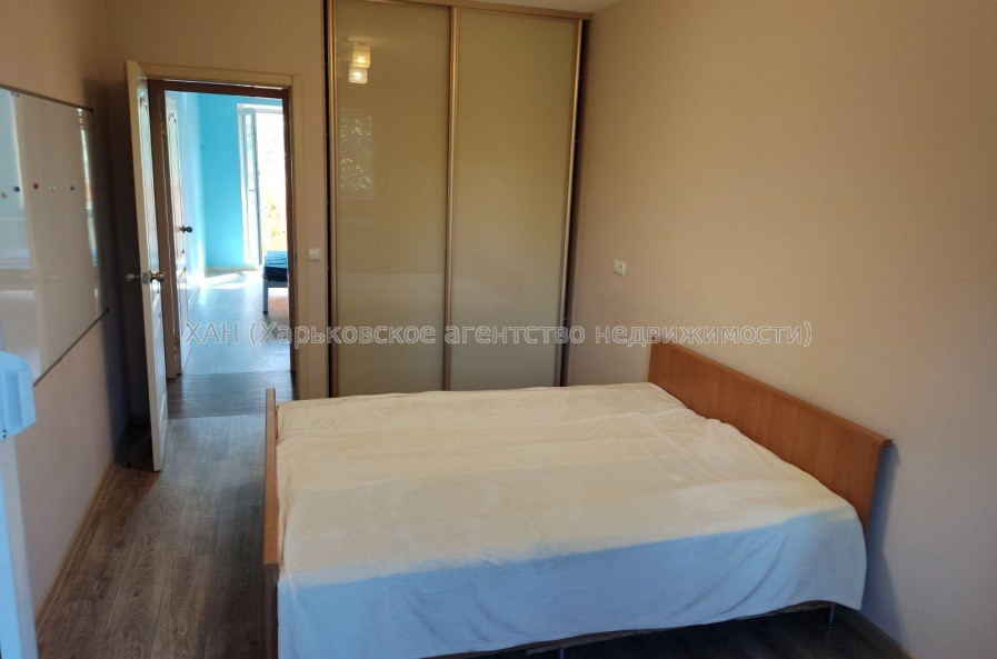 Продам квартиру, Академика Павлова ул. , 3  ком., 65 м², евроремонт 