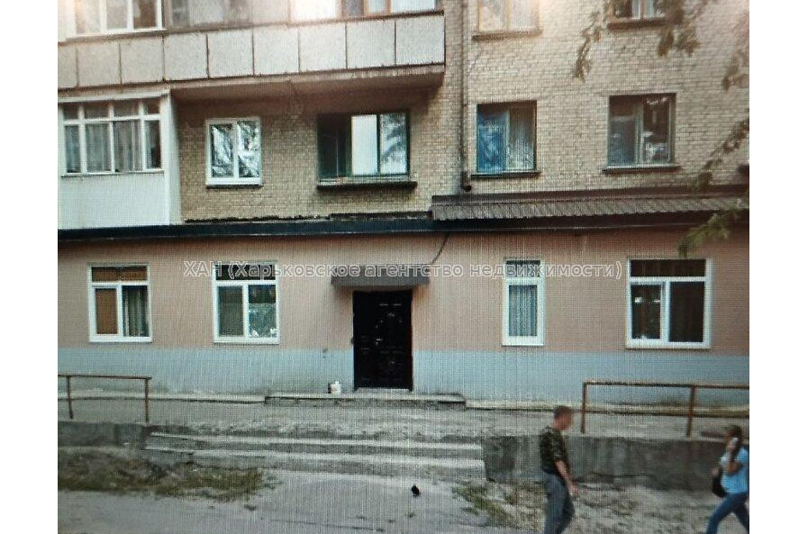 Продам квартиру, Золочевская ул. , 1 кім., 14.80 м², косметический ремонт 