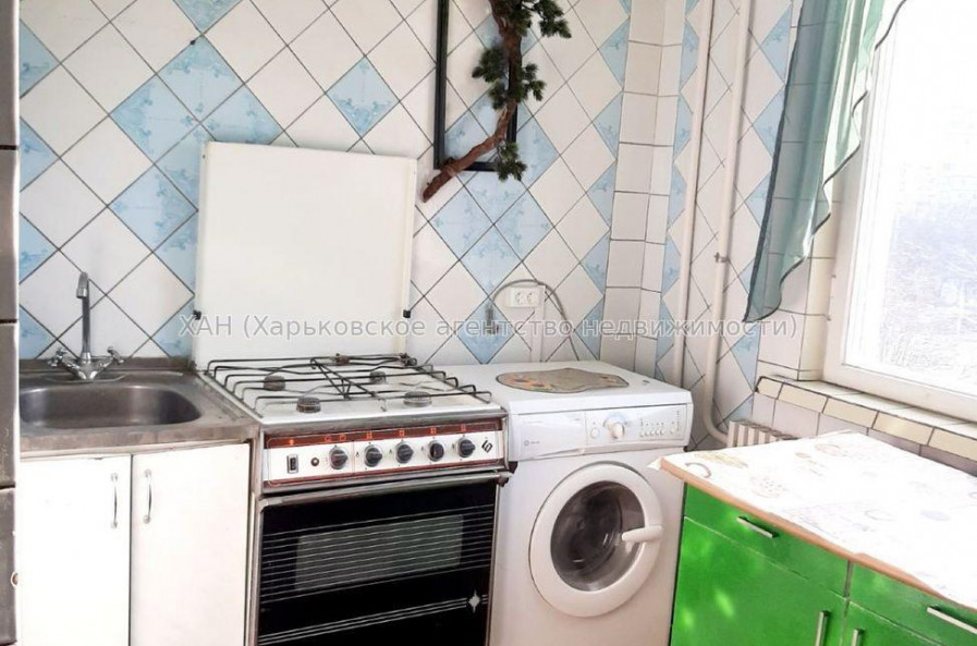 Сдам квартиру, Холодногорская ул. , 2  ком., 49 м², косметический ремонт 