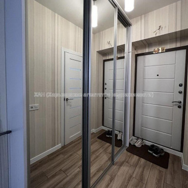 Продам квартиру, Драгоманова ул. , 1 кім., 20 м², евроремонт 