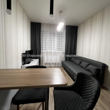 Продам квартиру, Драгоманова ул. , 1 кім., 20 м², евроремонт 