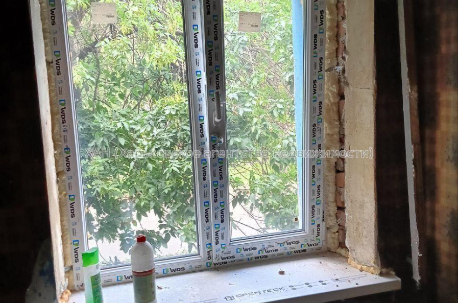 Продам квартиру, Мерефянское шоссе , 1 кім., 32 м², без ремонта 