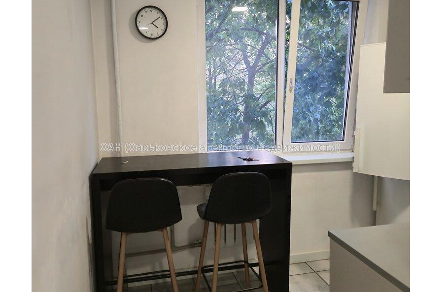 Продам квартиру, Клочковская ул. , 1  ком., 31.60 м², капитальный ремонт 