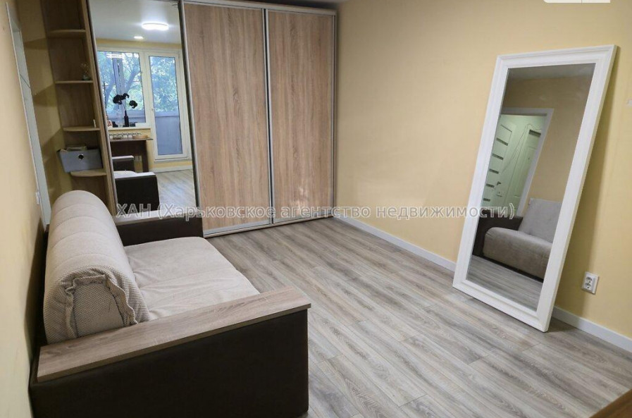 Продам квартиру, Клочковская ул. , 1  ком., 31.60 м², капитальный ремонт 