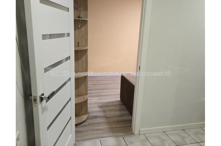Продам квартиру, Клочковская ул. , 1  ком., 31.60 м², капитальный ремонт 