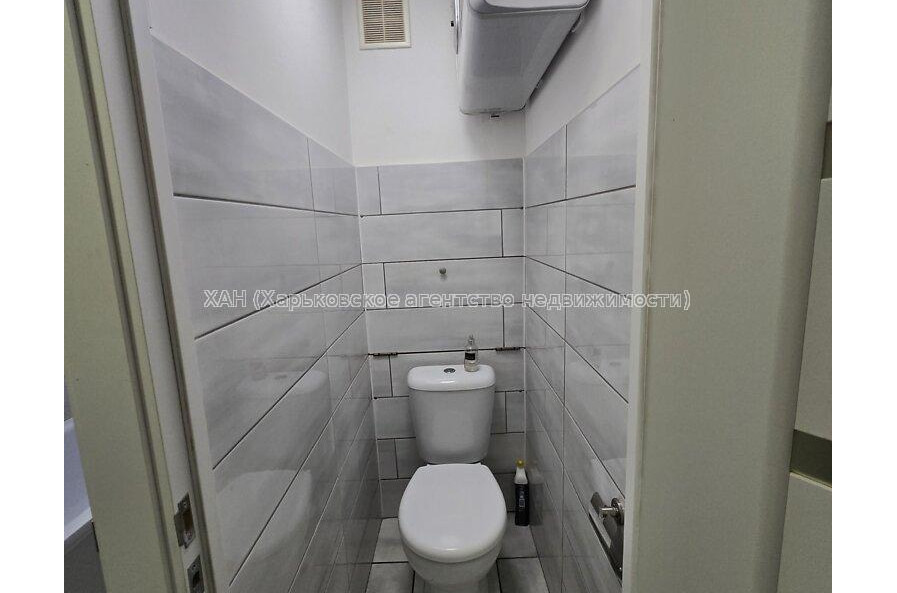 Продам квартиру, Клочковская ул. , 1  ком., 31.60 м², капитальный ремонт 