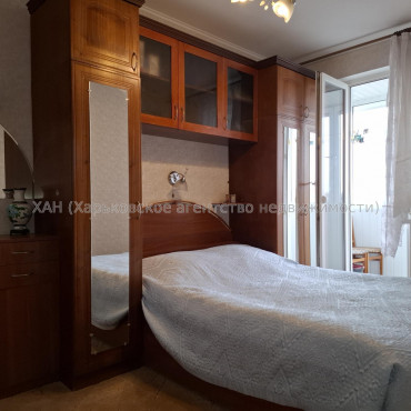 Продам квартиру, Горького въезд , 1/4 , 3 кім., 70.60 м², капитальный ремонт 