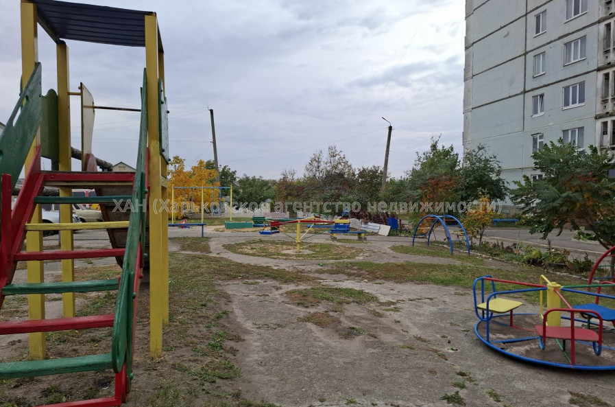 Продам квартиру, Горького въезд , 1/4 , 3 кім., 70.60 м², капитальный ремонт 