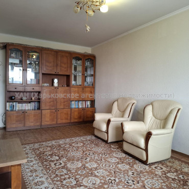 Продам квартиру, Горького въезд , 1/4 , 3 кім., 70.60 м², капитальный ремонт 