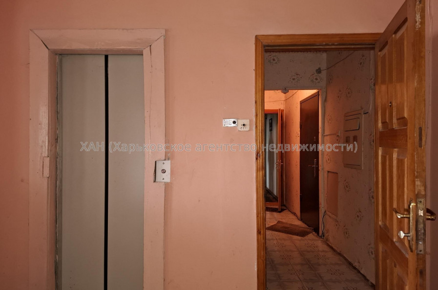 Продам квартиру, Горького въезд , 1/4 , 3 кім., 70.60 м², капитальный ремонт 