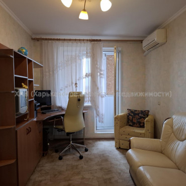 Продам квартиру, Горького въезд , 1/4 , 3 кім., 70.60 м², капитальный ремонт 