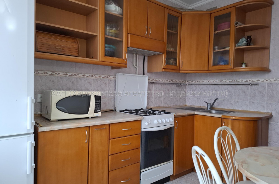 Продам квартиру, Горького въезд , 1/4 , 3 кім., 70.60 м², капитальный ремонт 