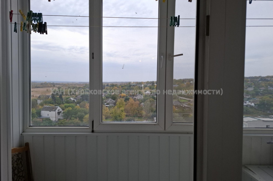 Продам квартиру, Горького въезд , 1/4 , 3 кім., 70.60 м², капитальный ремонт 