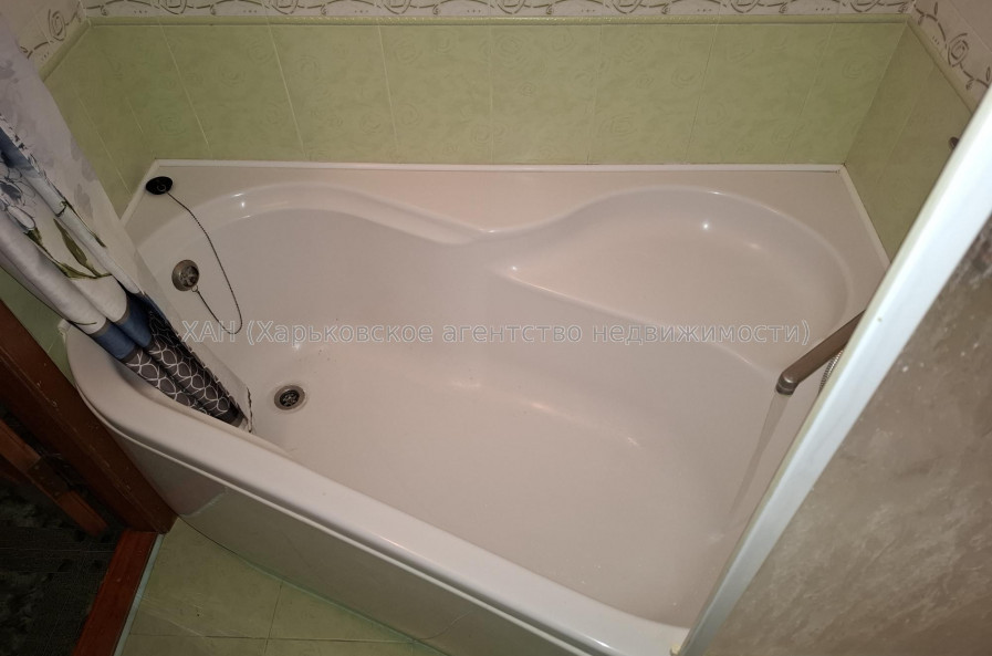 Продам квартиру, Горького въезд , 1/4 , 3 кім., 70.60 м², капитальный ремонт 