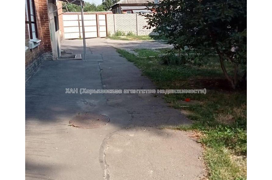 Продам квартиру, 2 кім., 53 м², косметический ремонт 