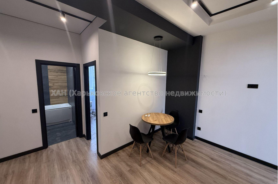 Продам квартиру, 3 кім., 50 м², капитальный ремонт 