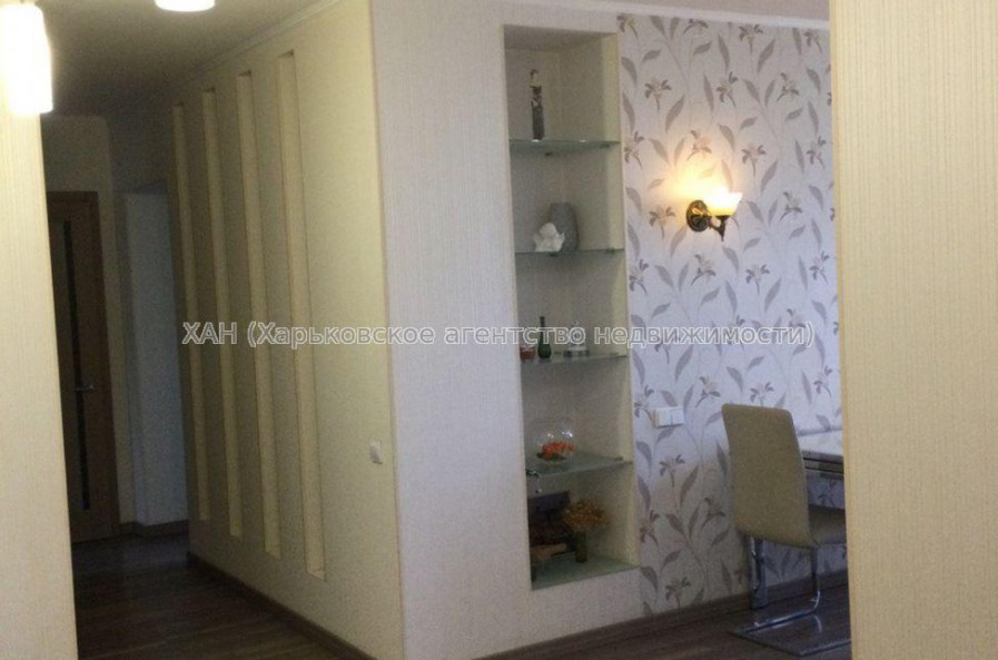 Продам квартиру, Аэрокосмический пр. , 2 кім., 86 м², евроремонт 