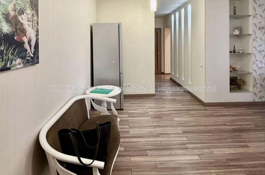 Продам квартиру, Аэрокосмический пр. , 2  ком., 86 м², евроремонт 