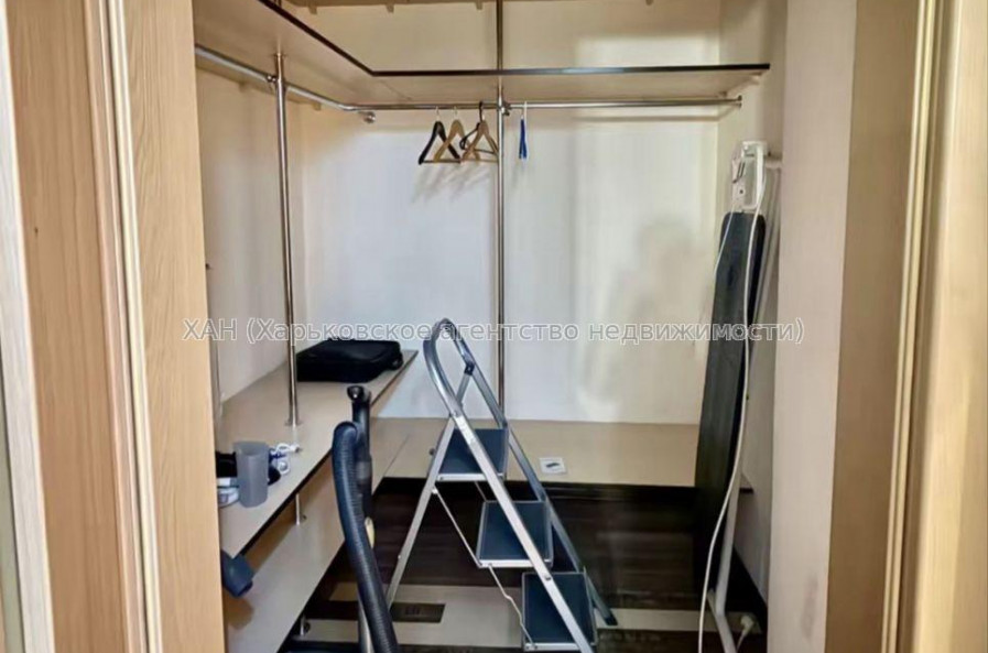 Продам квартиру, Аэрокосмический пр. , 2  ком., 86 м², евроремонт 