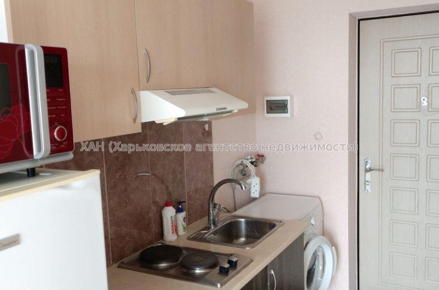 Продам квартиру, Шевченковский пер. , 1 кім., 16.20 м², косметический ремонт 