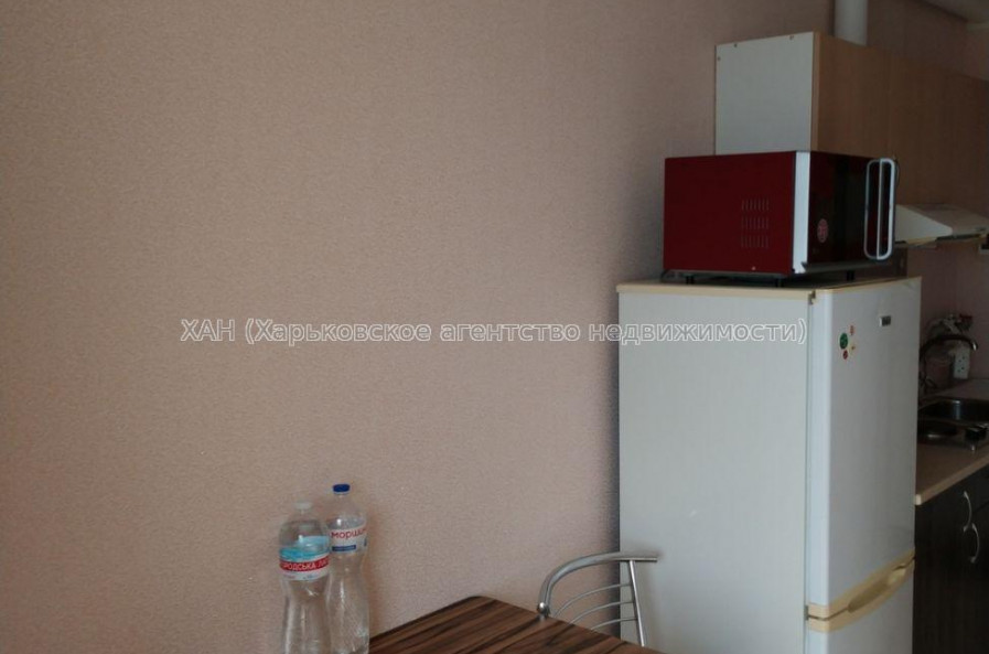 Продам квартиру, Шевченковский пер. , 1 кім., 16.20 м², косметический ремонт 