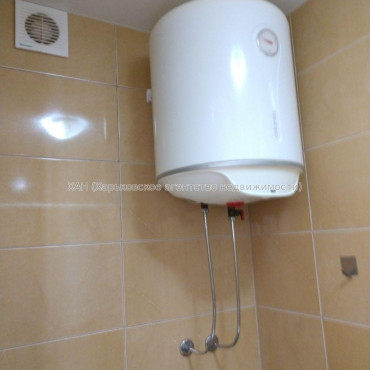 Продам квартиру, Шевченковский пер. , 1  ком., 16.20 м², косметический ремонт 