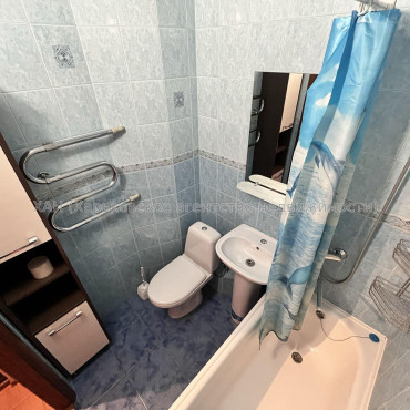 Продам квартиру, Владислава Зубенко ул. , 1 кім., 26 м², евроремонт 