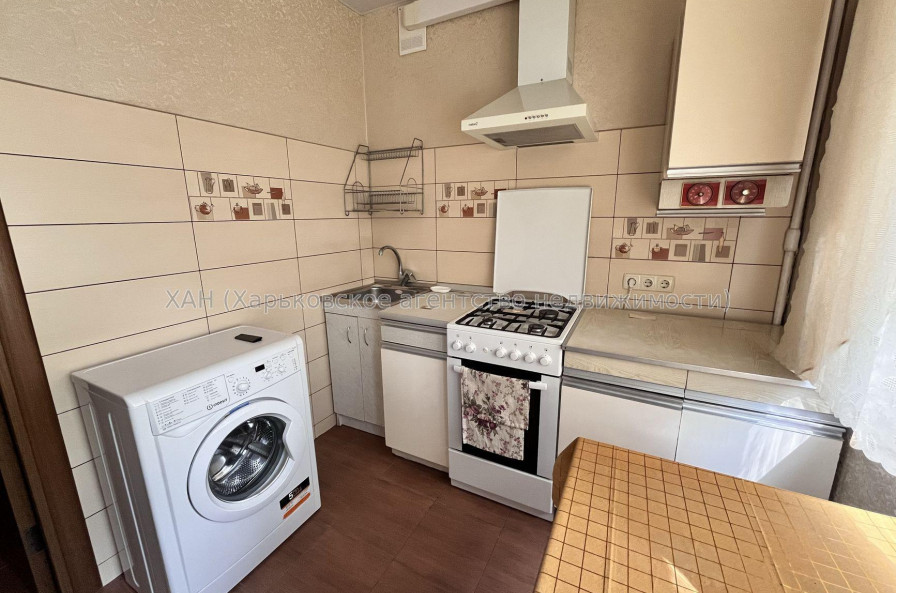 Продам квартиру, Владислава Зубенко ул. , 1 кім., 26 м², евроремонт 