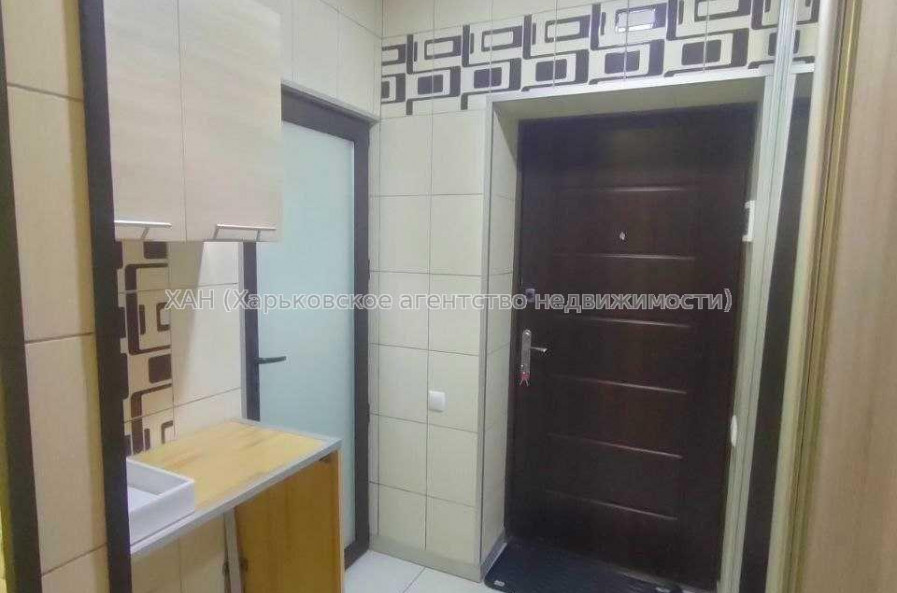 Продам квартиру, Леси Украинки ул. , 1 кім., 14 м², капитальный ремонт 