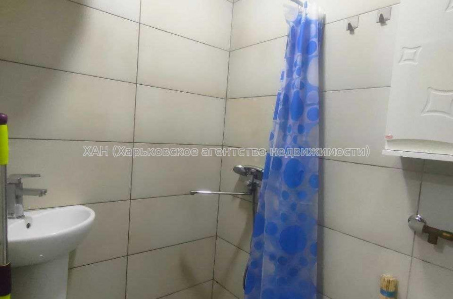 Продам квартиру, Леси Украинки ул. , 1 кім., 14 м², капитальный ремонт 