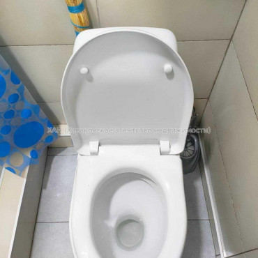 Продам квартиру, Леси Украинки ул. , 1 кім., 14 м², капитальный ремонт 