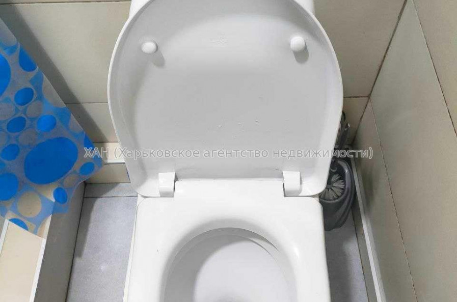 Продам квартиру, Леси Украинки ул. , 1 кім., 14 м², капитальный ремонт 