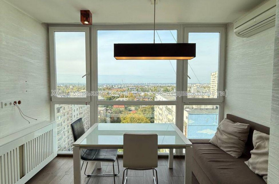 Продам квартиру, Олимпийская ул. , 3 кім., 87 м², авторский дизайн 