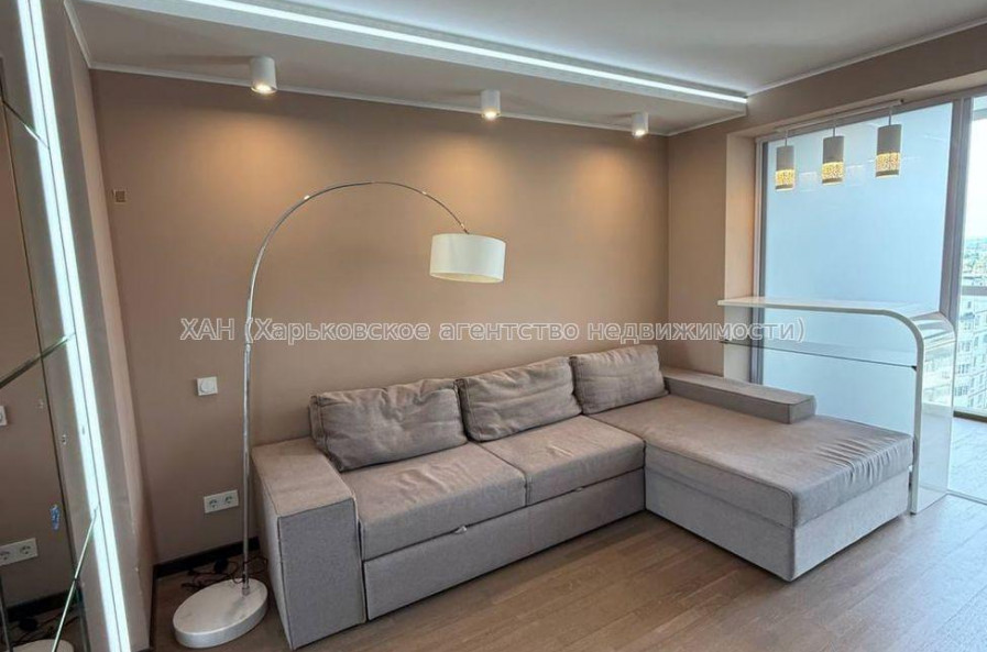Продам квартиру, Олимпийская ул. , 3 кім., 87 м², авторский дизайн 