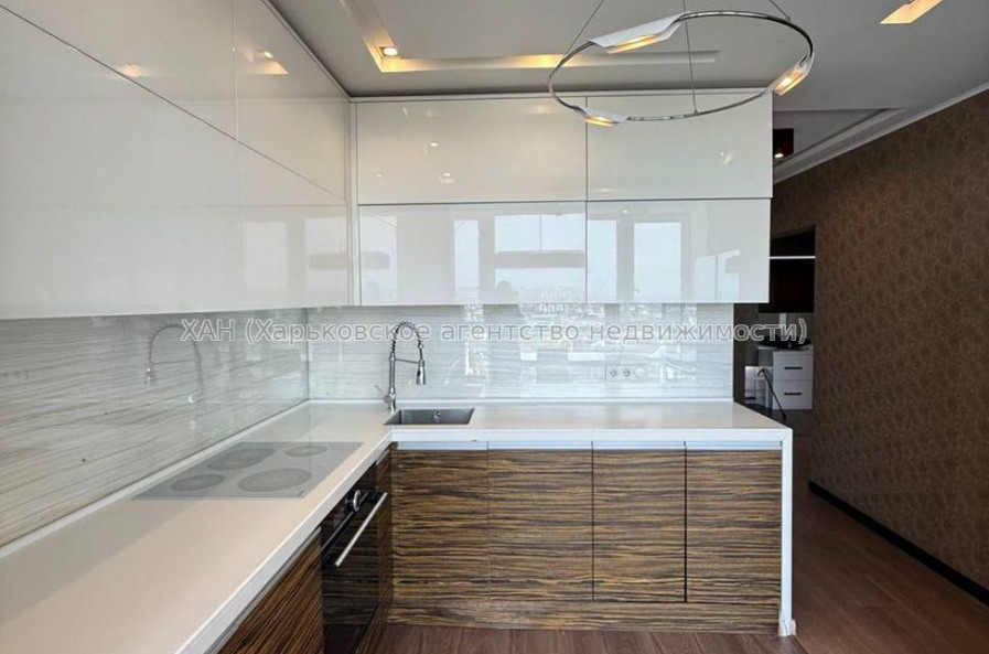 Продам квартиру, Олимпийская ул. , 3 кім., 87 м², авторский дизайн 