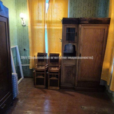 Продам квартиру, Териховская ул. , 2 кім., 50 м², без ремонта 