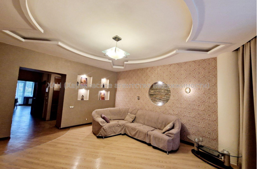 Продам квартиру, Станислава Парталы ул. , 3  ком., 118 м², авторский дизайн 