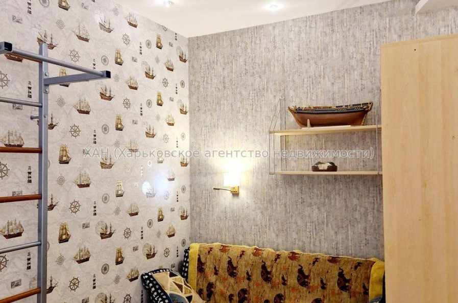 Продам квартиру, Станислава Парталы ул. , 3  ком., 118 м², авторский дизайн 