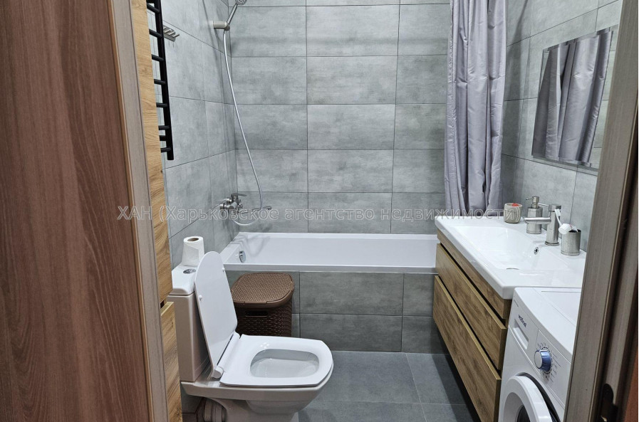 Продам квартиру, Шевченковский пер. , 1 кім., 35 м², евроремонт 