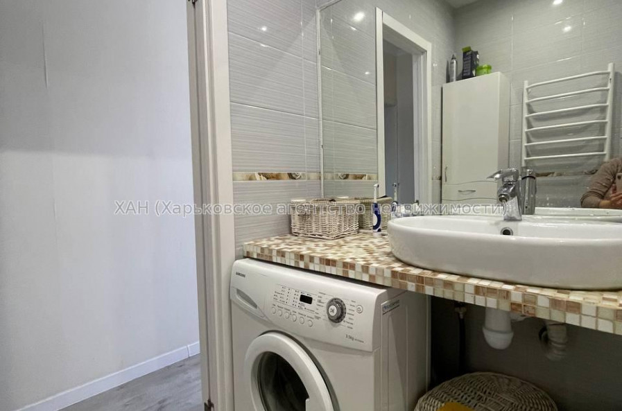 Продам квартиру, Гарибальди ул. , 2  ком., 56 м², евроремонт 