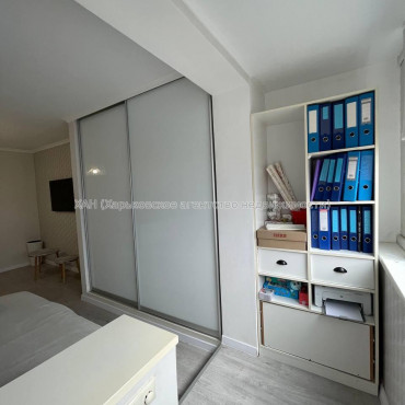 Продам квартиру, Гарибальди ул. , 2  ком., 56 м², евроремонт 