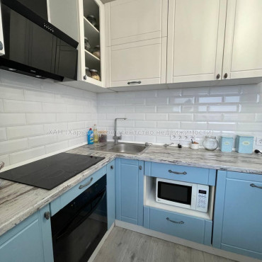 Продам квартиру, Гарибальди ул. , 2  ком., 56 м², евроремонт 