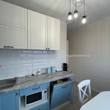 Продам квартиру, Гарибальди ул. , 2  ком., 56 м², евроремонт 