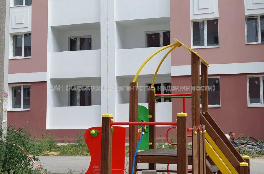 Продам квартиру, Шевченковский пер. , 1 кім., 41 м², без внутренних работ 