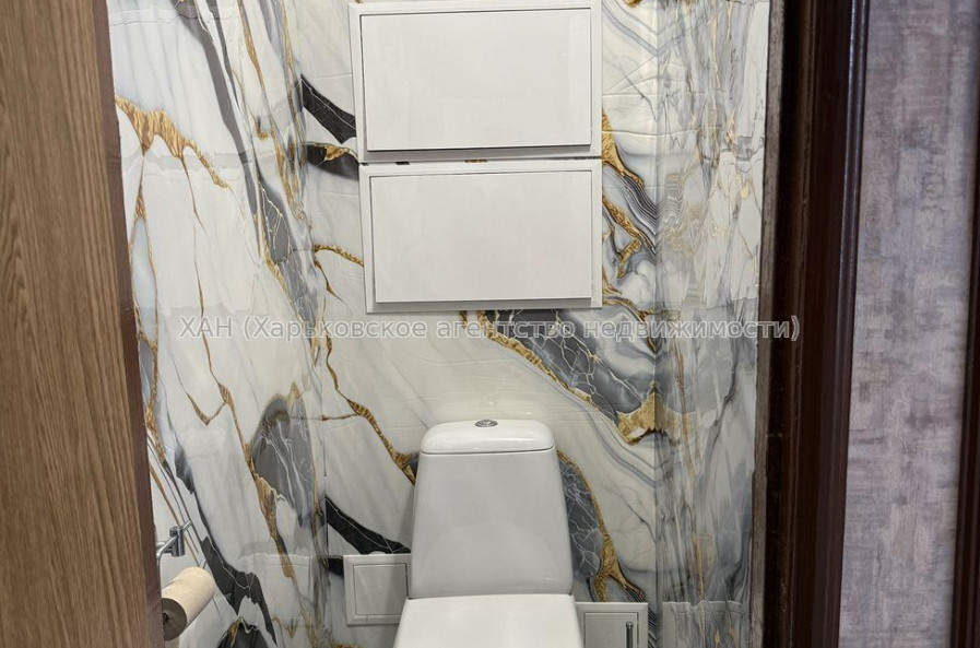 Продам квартиру, Ахсарова Энвера ул. , 2  ком., 48.90 м², евроремонт 