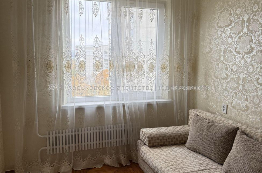 Продам квартиру, Ахсарова Энвера ул. , 2  ком., 48.90 м², евроремонт 
